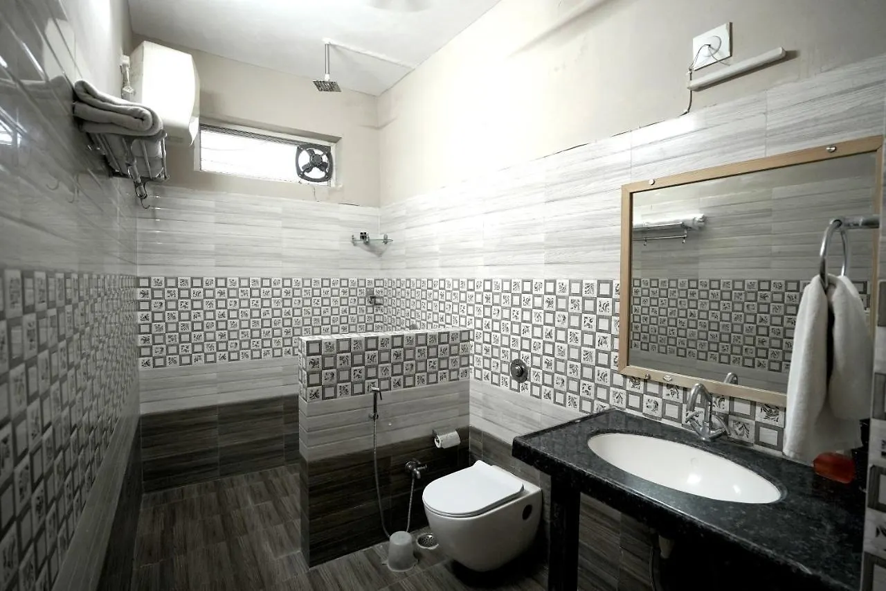 Devendragarh - A Boutique Lake Facing Guest House On Lake Fateh Sagar Udaipur