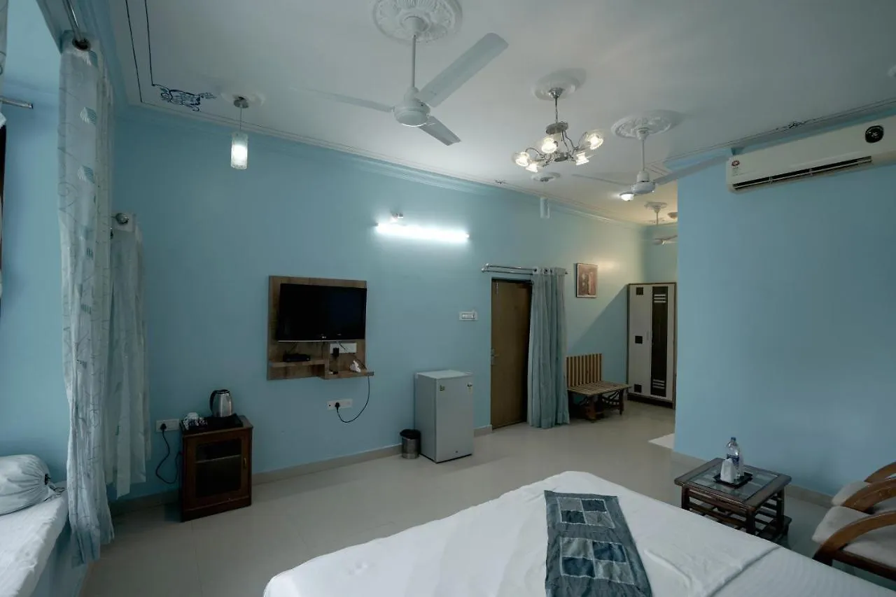 Devendragarh - A Boutique Lake Facing Guest House On Lake Fateh Sagar Udaipur 3*,