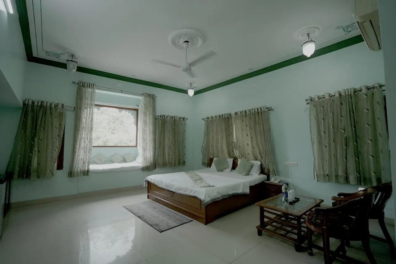Devendragarh - A Boutique Lake Facing Guest House On Lake Fateh Sagar Udaipur