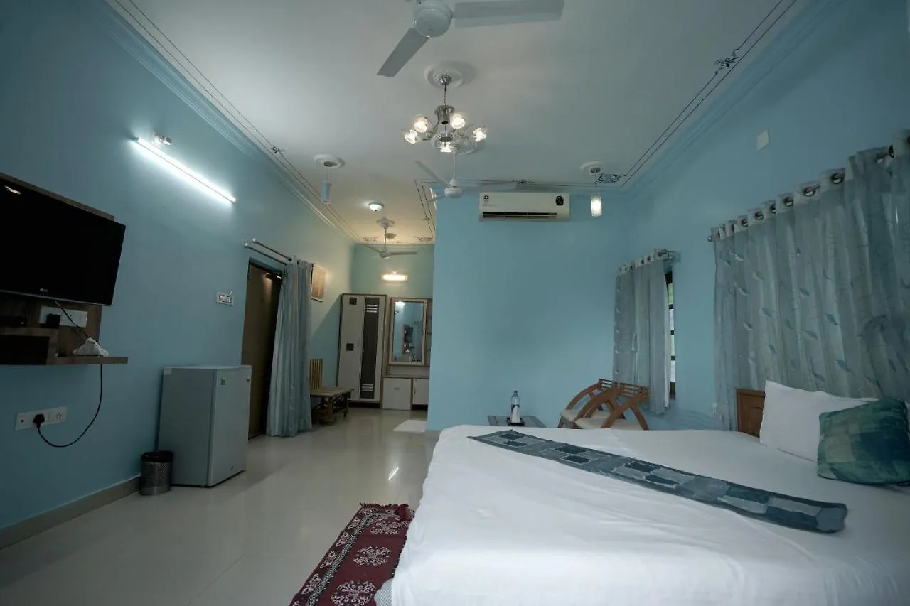 Devendragarh - A Boutique Lake Facing Guest House On Lake Fateh Sagar Udaipur Hotel