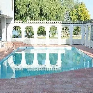 Devendragarh - A Boutique Lake Facing Guest House On Lake Fateh Sagar Udaipur Hotel